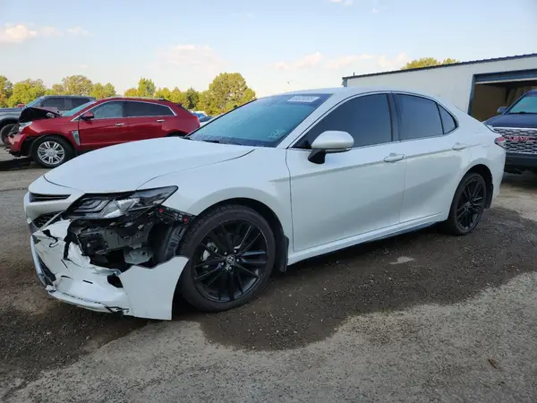 4T1K61AKXPU167574 2023 TOYOTA CAMRY - Image 1