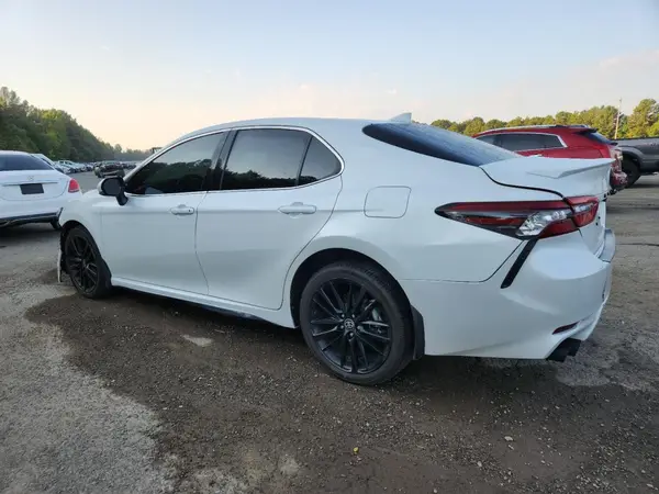 4T1K61AKXPU167574 2023 TOYOTA CAMRY - Image 2