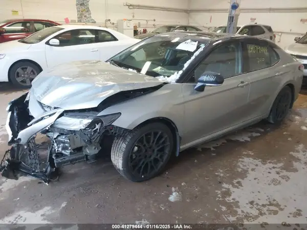 4T1K61AKXPU171821 2023 TOYOTA CAMRY - Image 2
