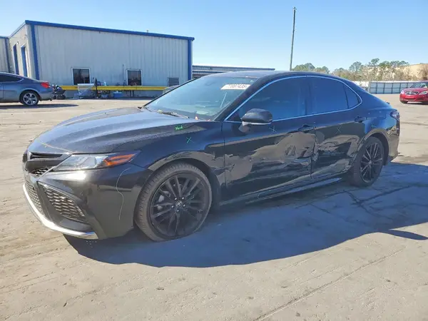 4T1K61AKXPU725617 2023 TOYOTA CAMRY - Image 1