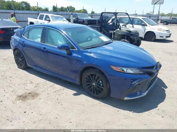 4T1K61AKXRU233270 2024 TOYOTA CAMRY - Image 1
