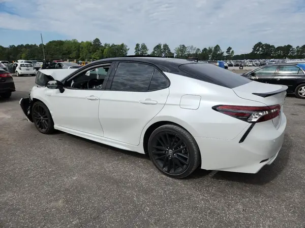 4T1K61AKXRU241885 2024 TOYOTA CAMRY - Image 2