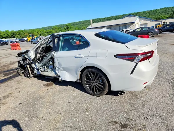 4T1K61AKXRU249727 2024 TOYOTA CAMRY - Image 2