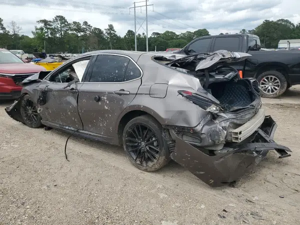 4T1K61AKXRU251168 2024 TOYOTA CAMRY - Image 2