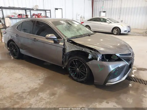 4T1K61AKXRU265345 2024 TOYOTA CAMRY - Image 1