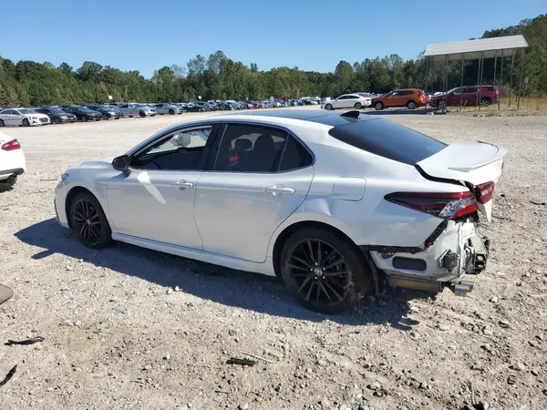 4T1K61AKXRU856467 2024 TOYOTA CAMRY - Image 2