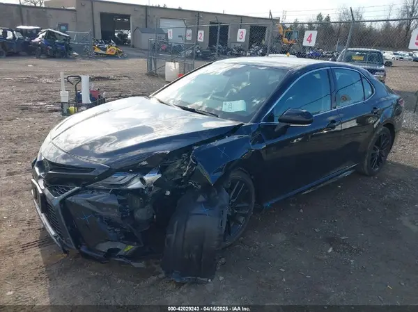 4T1K61AKXRU887539 2024 TOYOTA CAMRY - Image 2