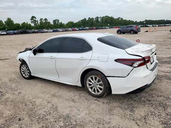 4T1K61AKXRU920538 2024 TOYOTA CAMRY - Image 2