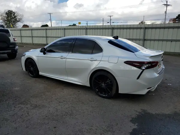 4T1K61BK0MU027219 2021 TOYOTA CAMRY - Image 2