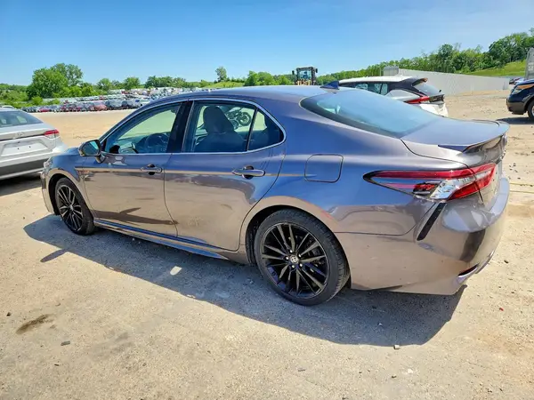 4T1K61BK0MU042447 2021 TOYOTA CAMRY - Image 2