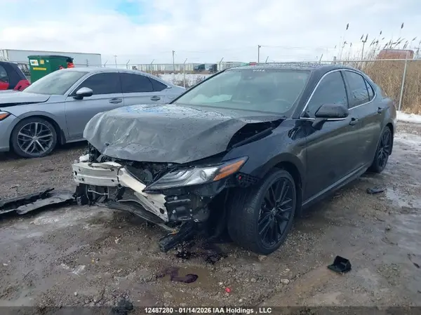 4T1K61BK0NU058374 2022 TOYOTA CAMRY - Image 2