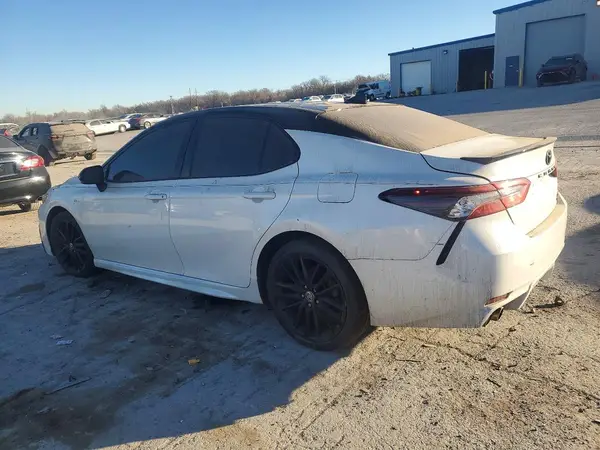 4T1K61BK0PU093998 2023 TOYOTA CAMRY - Image 2