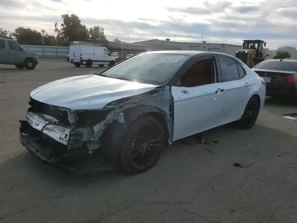 4T1K61BK1MU033627 2021 TOYOTA CAMRY - Image 1