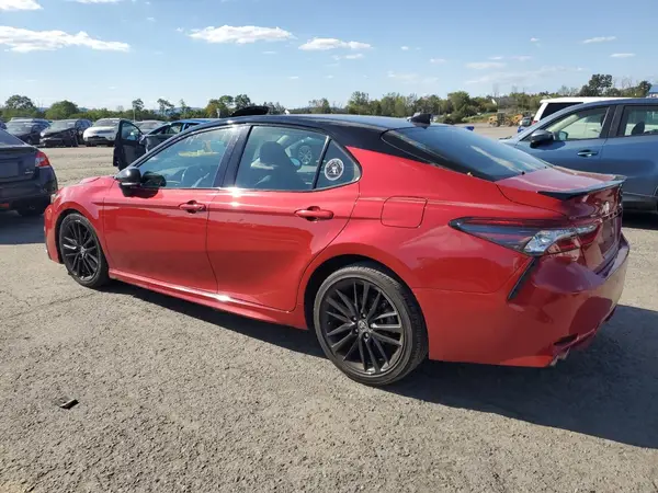 4T1K61BK1MU042845 2021 TOYOTA CAMRY - Image 2