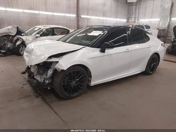 4T1K61BK1MU043980 2021 TOYOTA CAMRY - Image 2