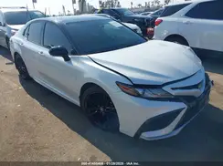 4T1K61BK1NU063664 2022 TOYOTA CAMRY