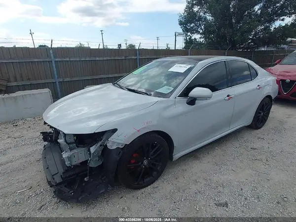 4T1K61BK1RU126798 2024 TOYOTA CAMRY - Image 2