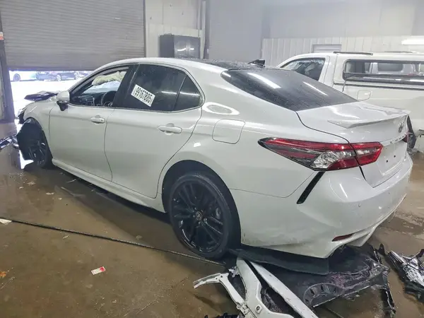 4T1K61BK1RU127773 2024 TOYOTA CAMRY - Image 2