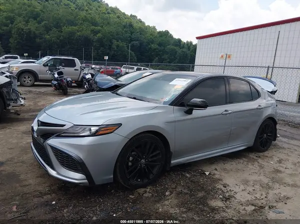 4T1K61BK2MU028503 2021 TOYOTA CAMRY - Image 2