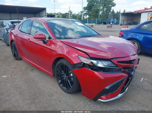 4T1K61BK2MU033801 2021 TOYOTA CAMRY - Image 1