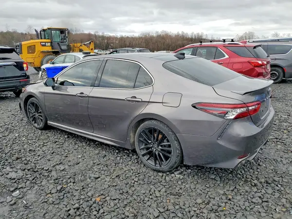 4T1K61BK2MU039467 2021 TOYOTA CAMRY - Image 2