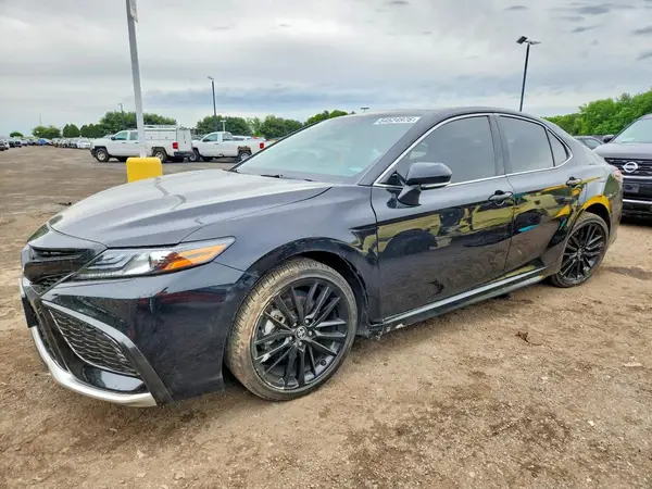 4T1K61BK2RU123702 2024 TOYOTA CAMRY - Image 1