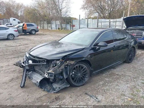 4T1K61BK2RU131637 2024 TOYOTA CAMRY - Image 2