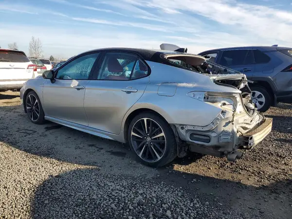 4T1K61BK3LU008808 2020 TOYOTA CAMRY - Image 2
