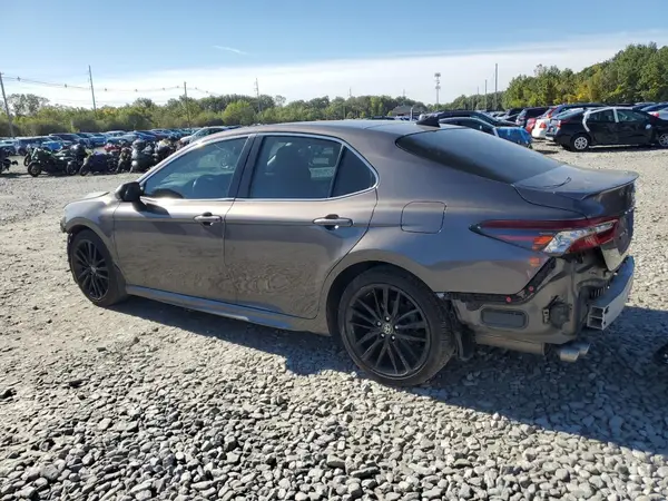 4T1K61BK3MU020457 2021 TOYOTA CAMRY - Image 2