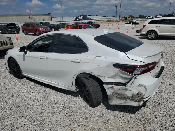 4T1K61BK3MU032351 2021 TOYOTA CAMRY - Image 2