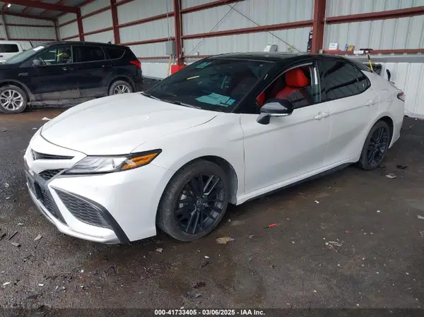 4T1K61BK3MU032835 2021 TOYOTA CAMRY - Image 2