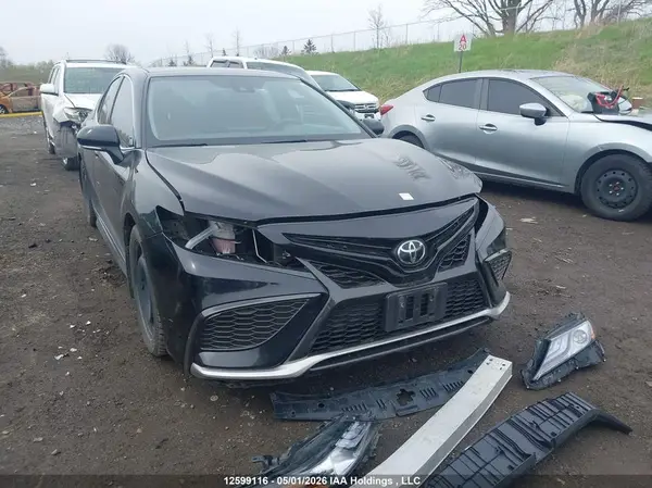 4T1K61BK3NU050608 2022 TOYOTA CAMRY - Image 1