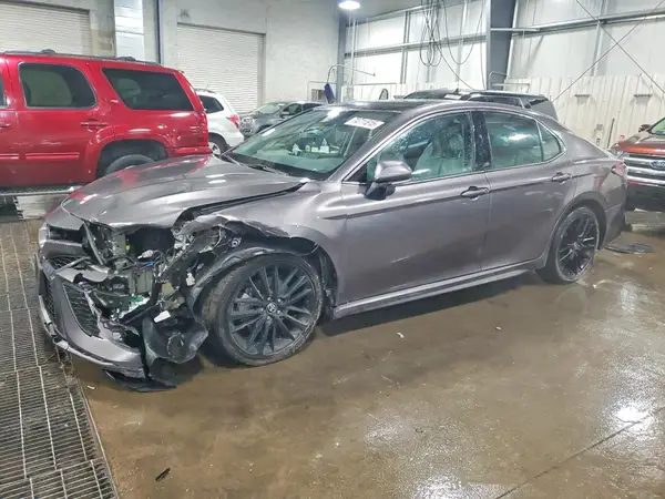 4T1K61BK3NU059552 2022 TOYOTA CAMRY - Image 1