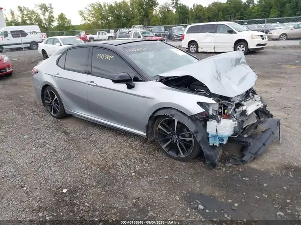 4T1K61BK4MU025750 2021 TOYOTA CAMRY - Image 1