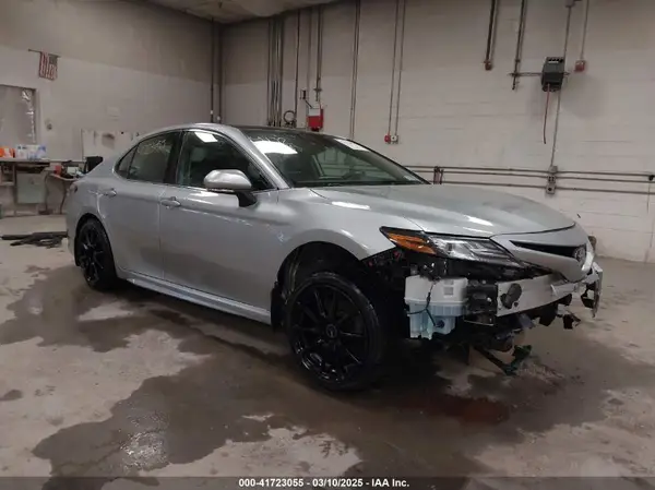 4T1K61BK4MU030236 2021 TOYOTA CAMRY - Image 1
