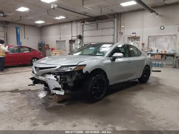 4T1K61BK4MU030236 2021 TOYOTA CAMRY - Image 2