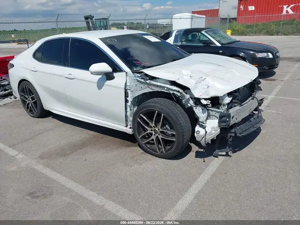 4T1K61BK4MU044234 2021 TOYOTA CAMRY - Image 1