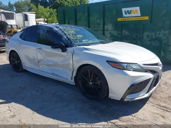 4T1K61BK4MU044489 2021 TOYOTA CAMRY - Image 1