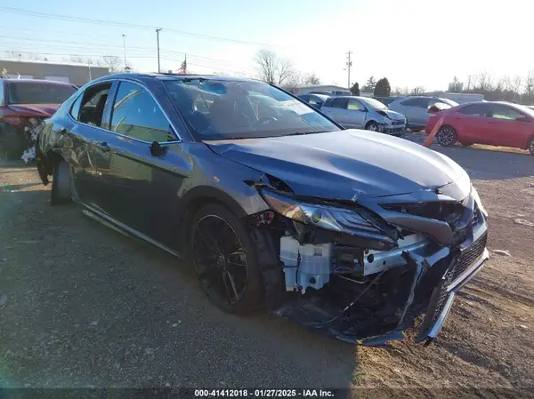 4T1K61BK4MU045450 2021 TOYOTA CAMRY - Image 1