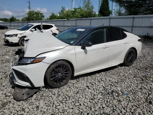 4T1K61BK4NU070639 2022 TOYOTA CAMRY - Image 1