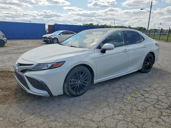 4T1K61BK4RU127377 2024 TOYOTA CAMRY - Image 1