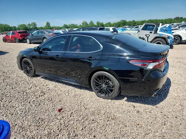4T1K61BK5MU035977 2021 TOYOTA CAMRY - Image 2