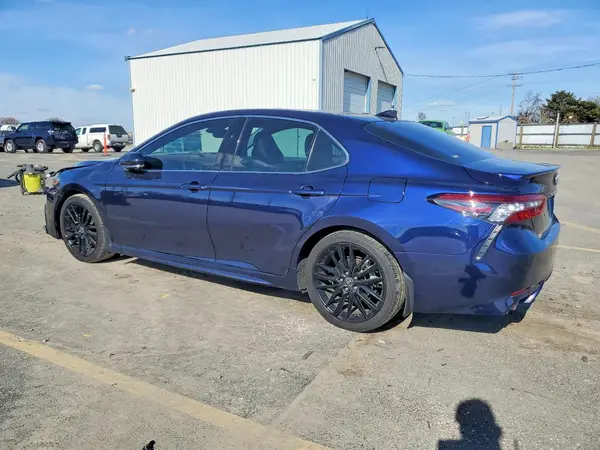 4T1K61BK5MU036112 2021 TOYOTA CAMRY - Image 2