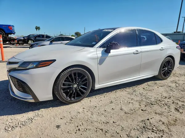 4T1K61BK5MU036501 2021 TOYOTA CAMRY - Image 1