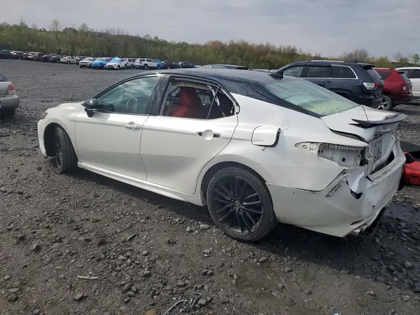 4T1K61BK5MU042069 2021 TOYOTA CAMRY - Image 2