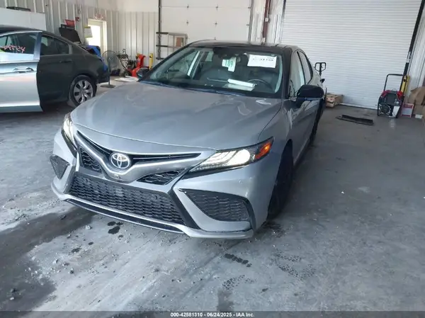 4T1K61BK5NU051226 2022 TOYOTA CAMRY - Image 2