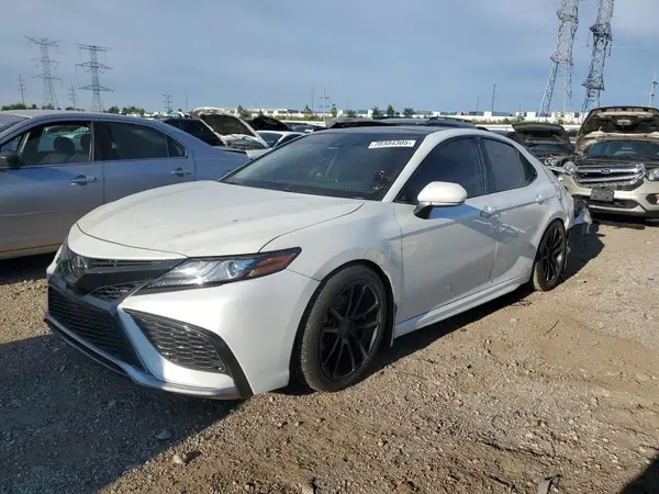 4T1K61BK5NU057558 2022 TOYOTA CAMRY - Image 1