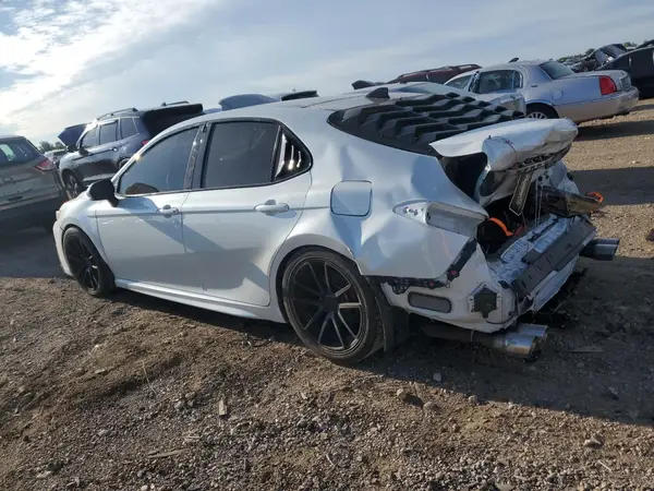 4T1K61BK5NU057558 2022 TOYOTA CAMRY - Image 2