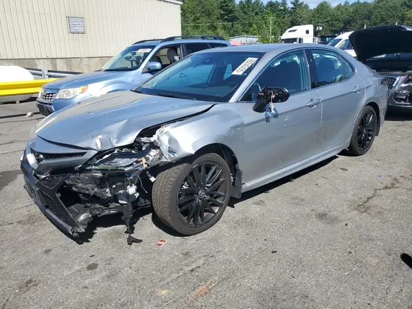 4T1K61BK5NU069595 2022 TOYOTA CAMRY - Image 1