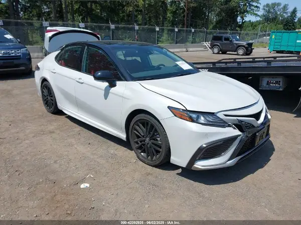 4T1K61BK5RU115738 2024 TOYOTA CAMRY - Image 1